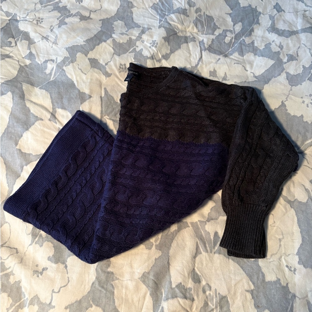 Banana Republic Black and Blue Cable Knit Sweater